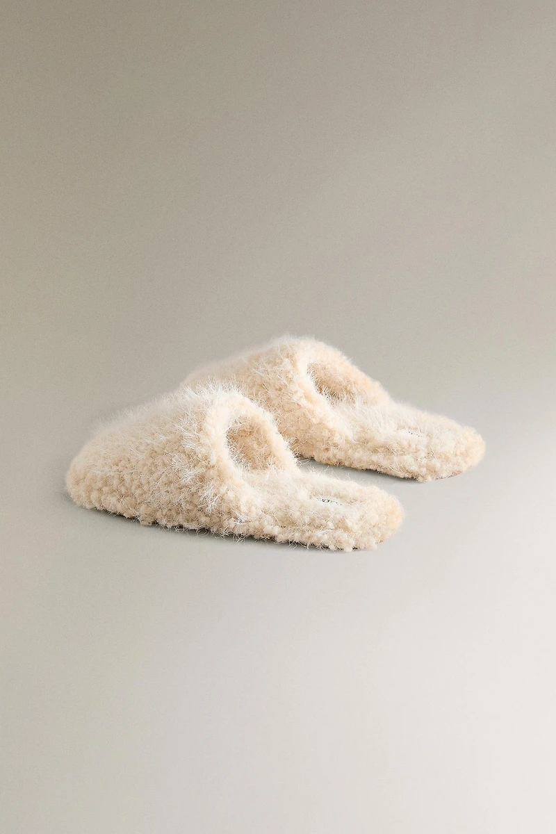 FAUX FUR MULE SLIPPERS