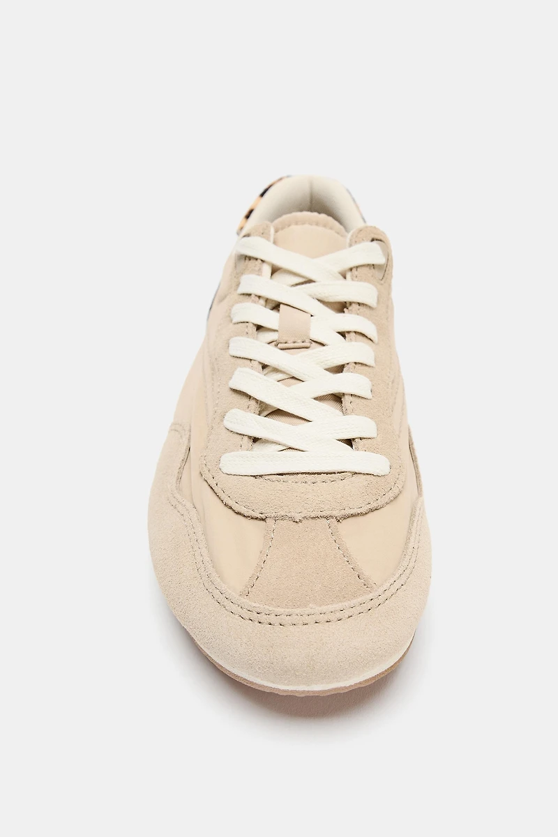 SOFT SNEAKERS