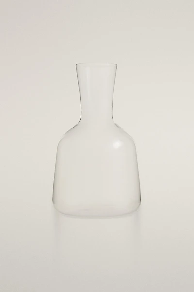 GLASS DECANTER