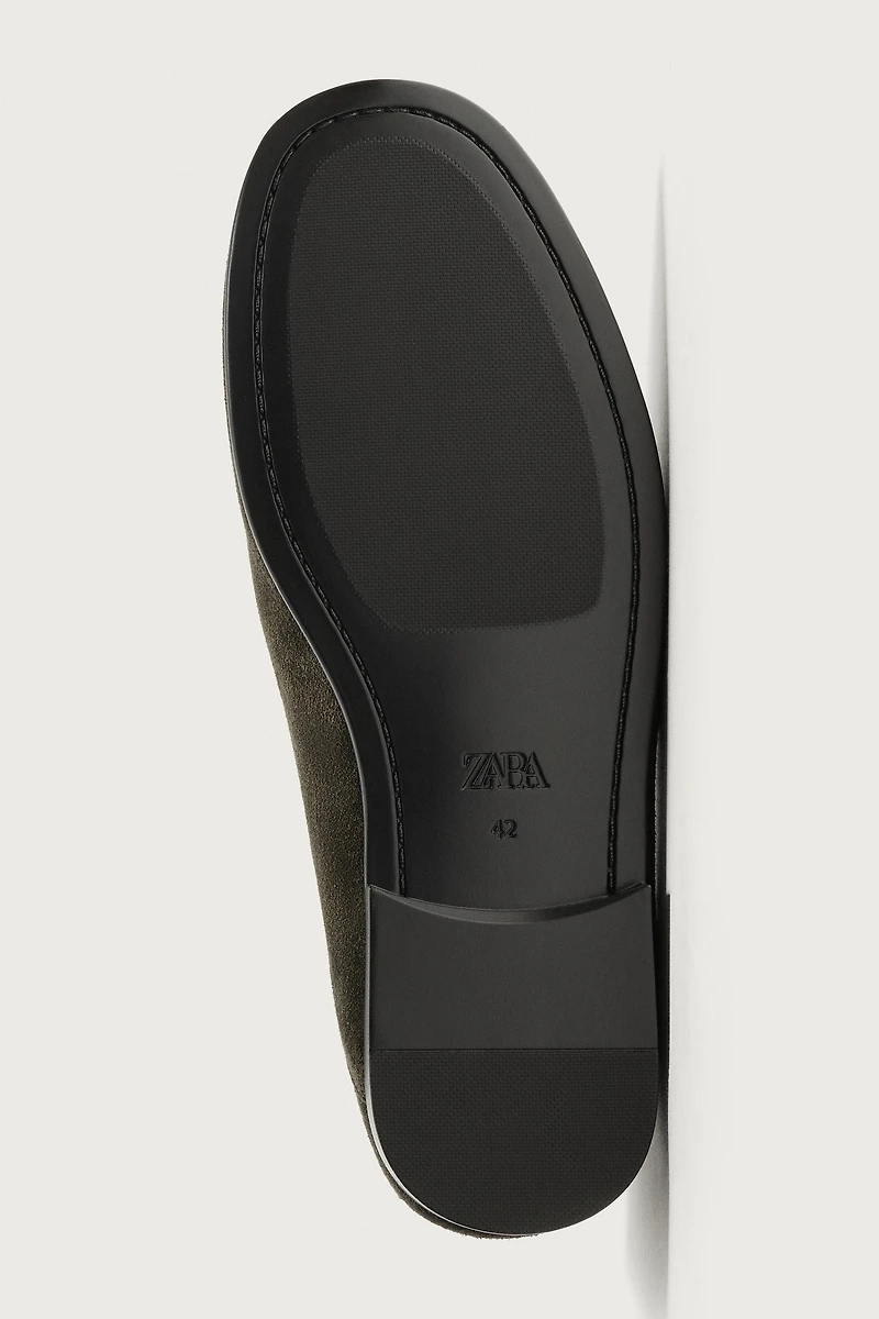 LEATHER LOAFERS