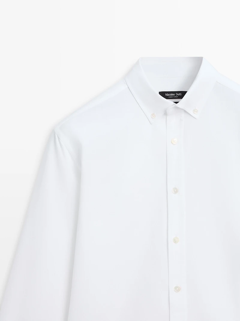 100% cotton regular fit Oxford shirt