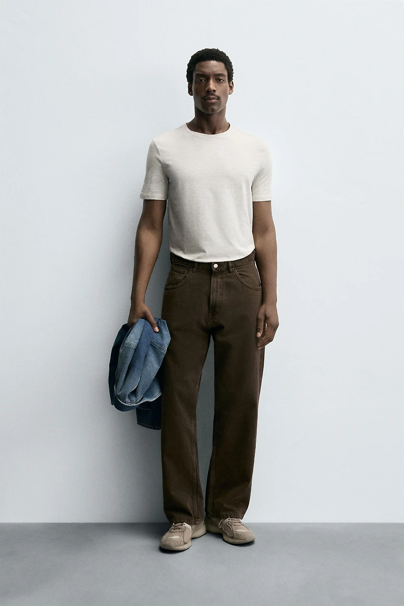 BASIC SLIM FIT T-SHIRT