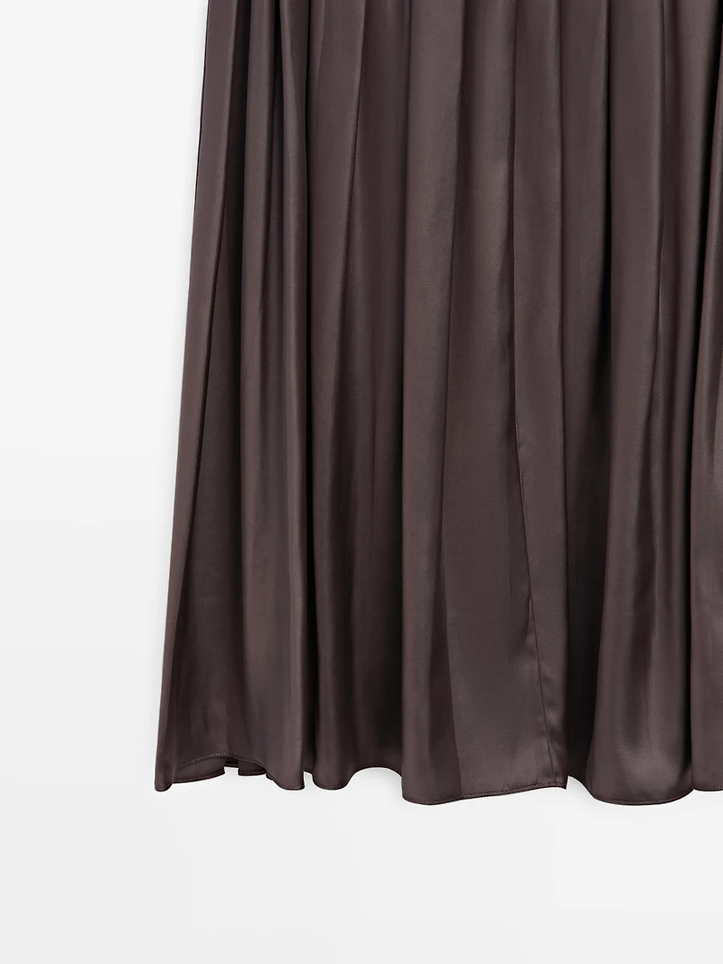 Jupe midi à plis nervurés finition enduite