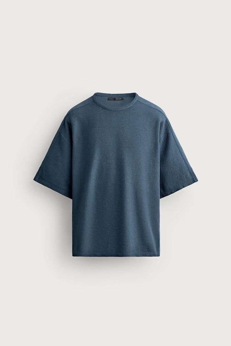 T-SHIRT EN MAILLE LAVÉ IMPRIMÉ