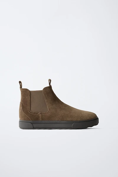 SPLIT LEATHER CHELSEA ANKLE BOOTS
