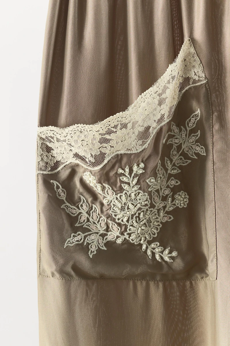 EMBROIDERED LACE LINGERIE PANTS