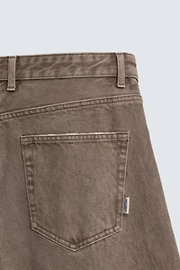 PANTALON BARREL FIT
