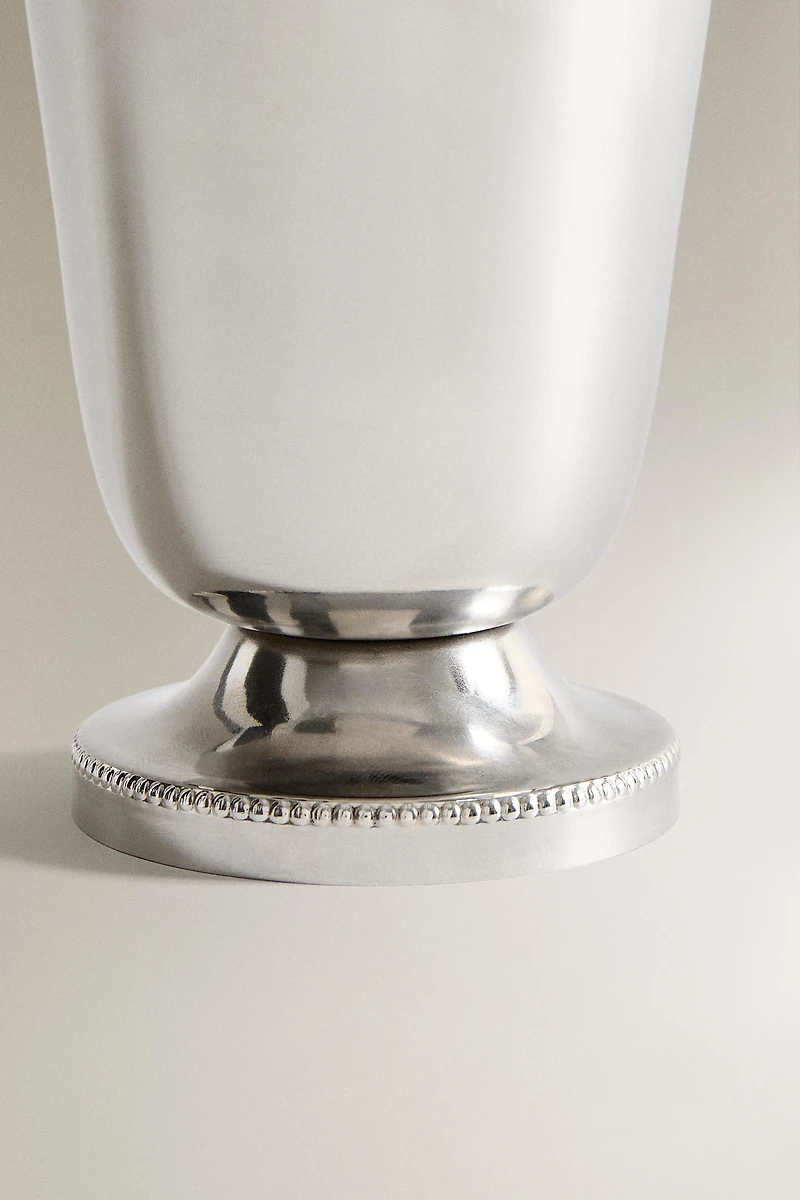 SMALL STRAIGHT STEEL GLASS VASE