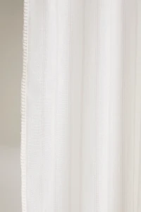 CHILDREN'S STRIPED CURTAIN