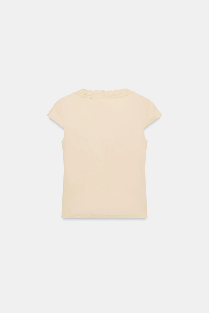 SCOOP NECK LACE TOP