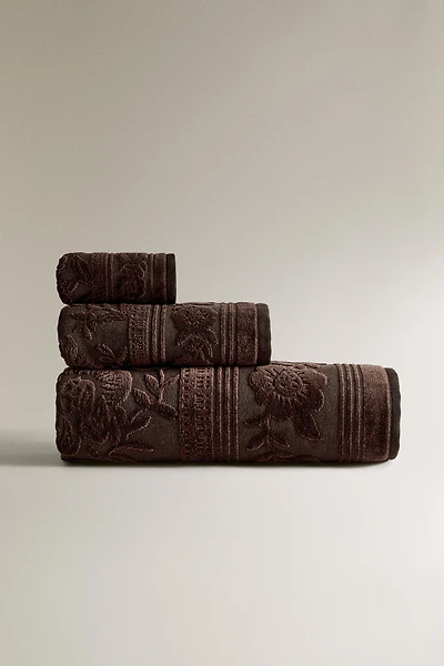 SERVIETTE DE BAIN JACQUARD VELOURS