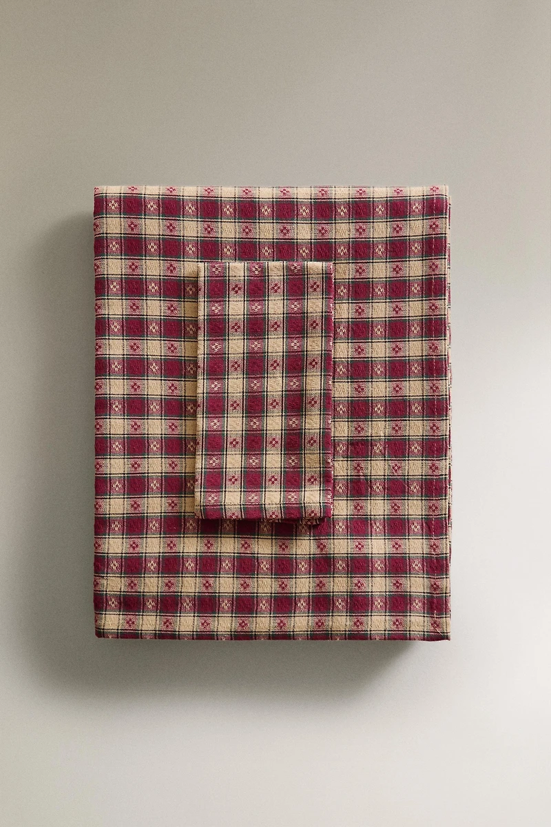 NAPPE FILS TEINTS CARREAUX NOËL