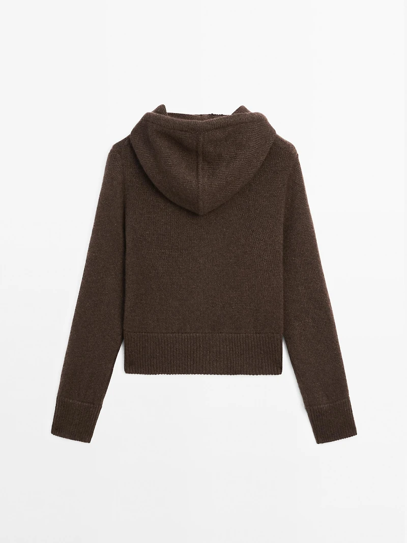 100% cashmere cardigan with hood
