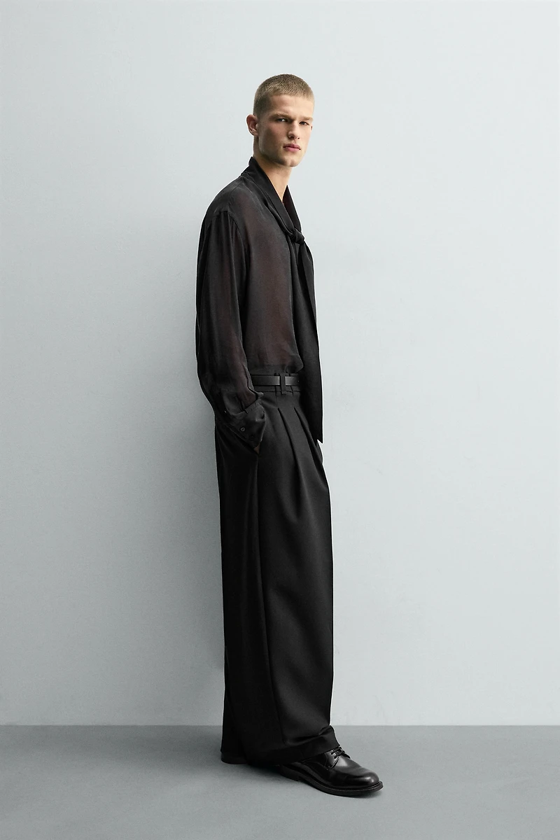 CHEMISE SEMI-TRANSPARENTE À NŒUD