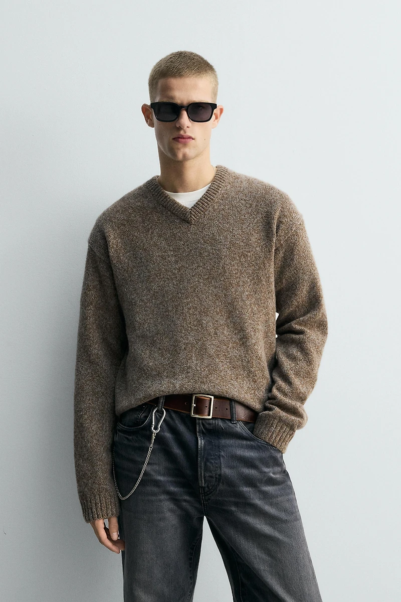 LIMITED EDITION V-NECK SWEATER