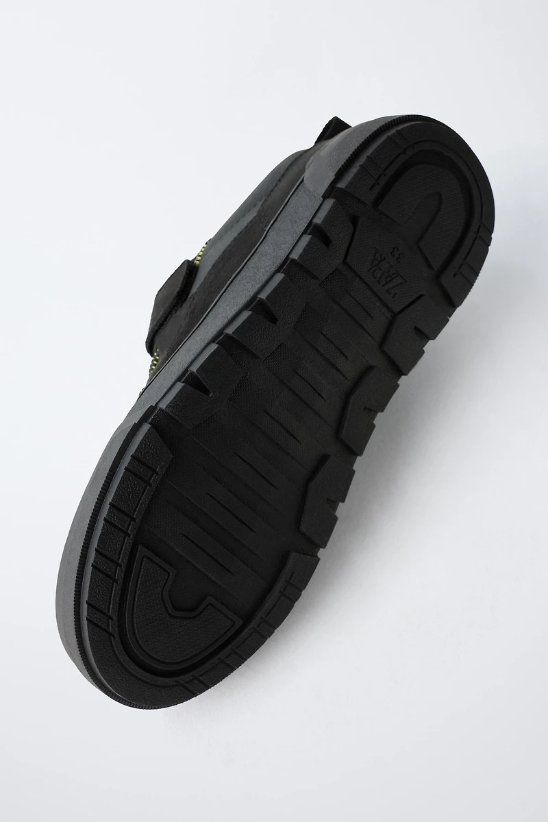 CHUNKY SNEAKERS