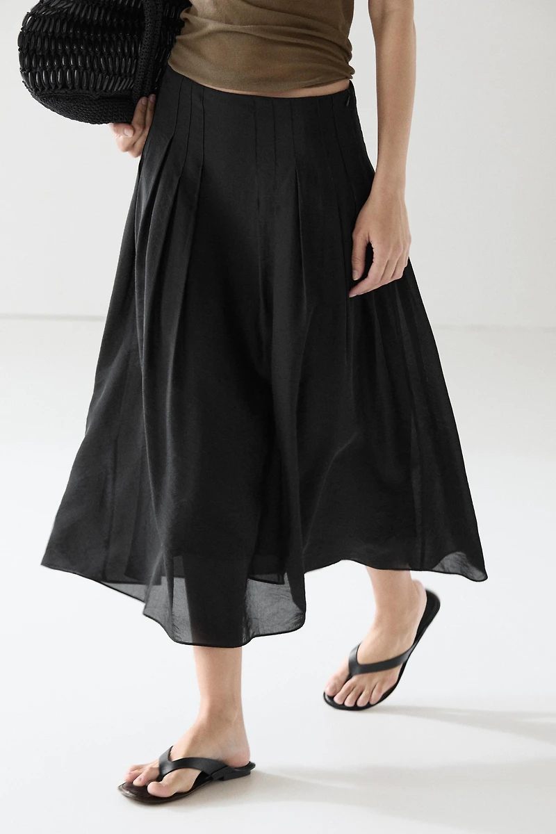 Flowing midi skirt with pintucks