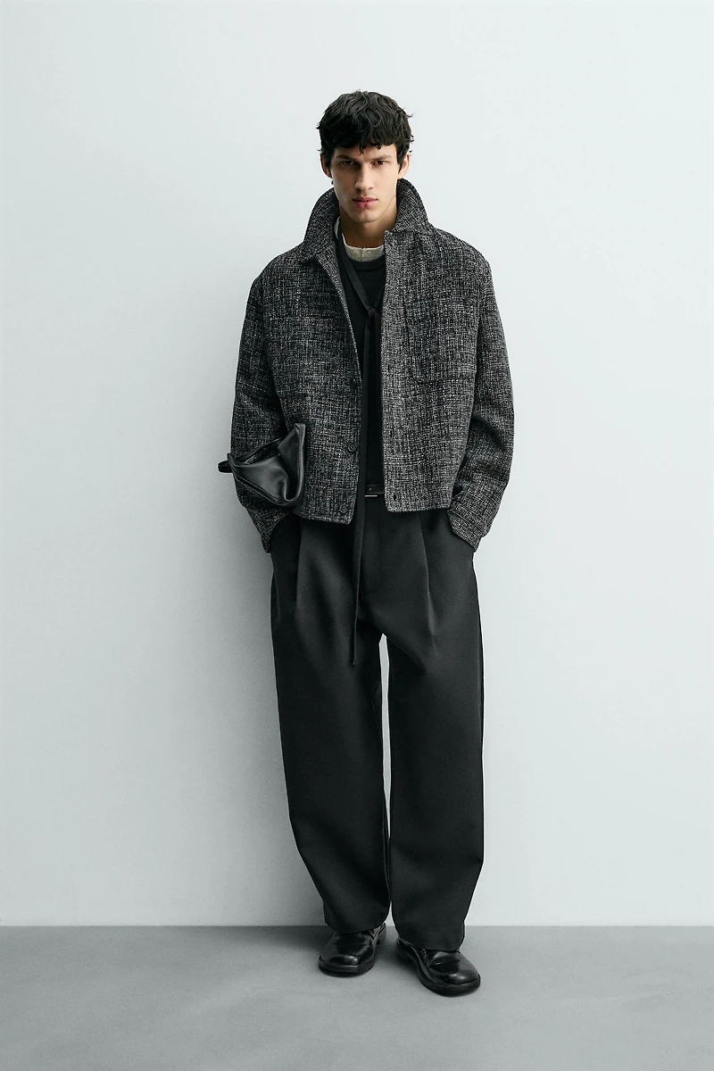 TEXTURED POCKET OVERSHIRT