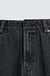 TEXTURE STRIPED JEANS