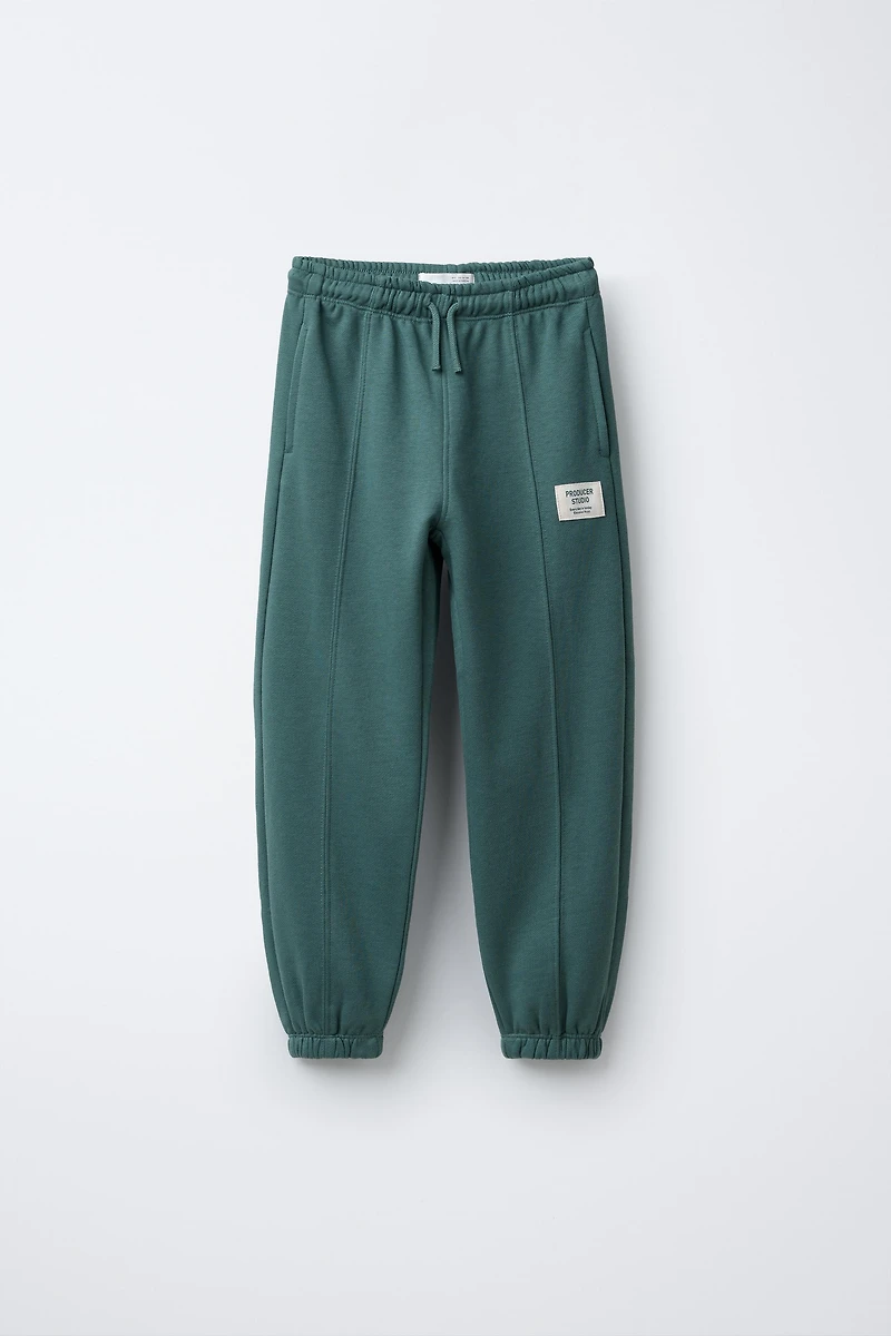 ENSEMBLE SWEAT À CAPUCHE ET PANTALON DE JOGGING