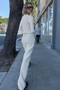 MID-RISE STRAIGHT LEG PANTS
