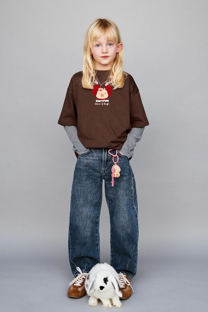 FLOCKED CAPYBARA CAPYFUN © T-SHIRT