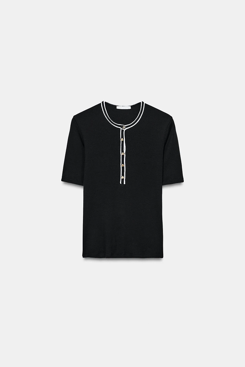 CONTRAST TRIM T-SHIRT