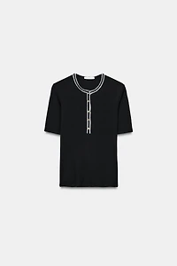 CONTRAST TRIM T-SHIRT