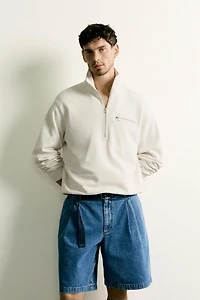 CONTRAST QUARTER-ZIP SWEATSHIRT
