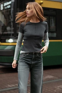 T-SHIRT DOUBLE À MANCHES LONGUES