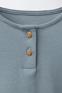 PLAIN T-SHIRT AND PANTS SET