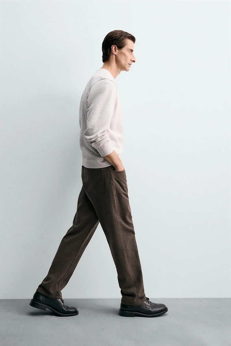 PANTALON STRAIGHT FIT STRUCTURÉ