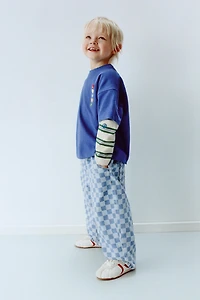 EMBROIDERED TEXT PATCH T-SHIRT