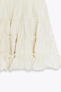CONTRASTING VOLUMINOUS DRESS