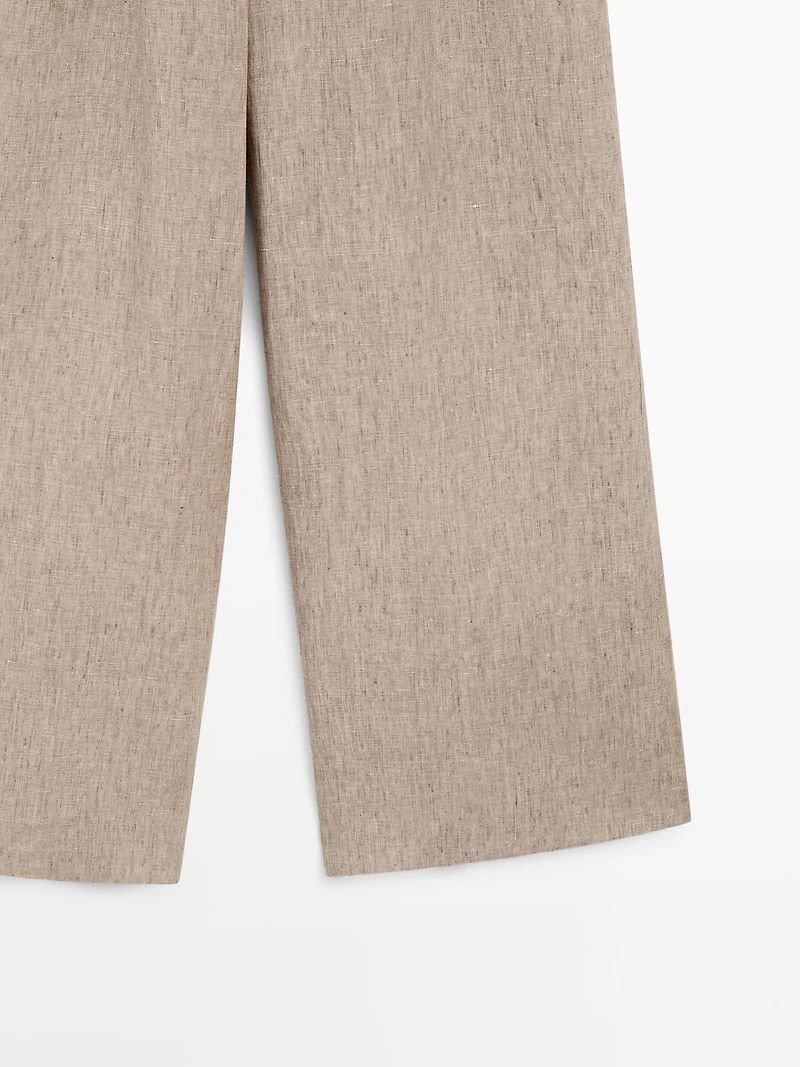 Linen melange trousers with pleated details