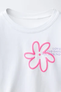 EMBOSSED FLORAL PRINT T-SHIRT
