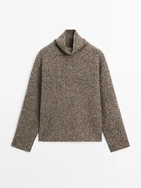 100% cashmere turtleneck sweater