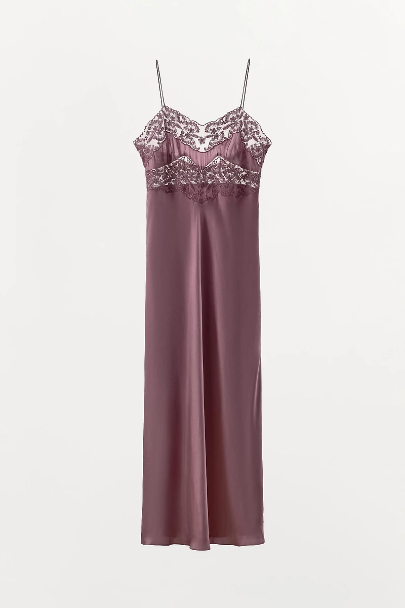 SATIN EFFECT EMBROIDERED LACE DRESS
