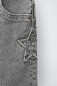 SHORT EN JEAN ÉTOILE ET INSCRIPTION