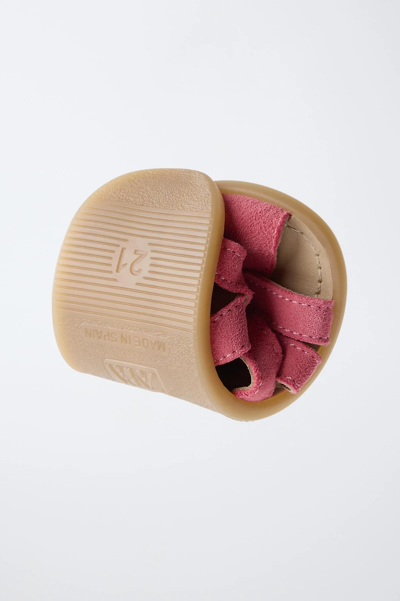 SANDALES EN CUIR STYLE PLAGE