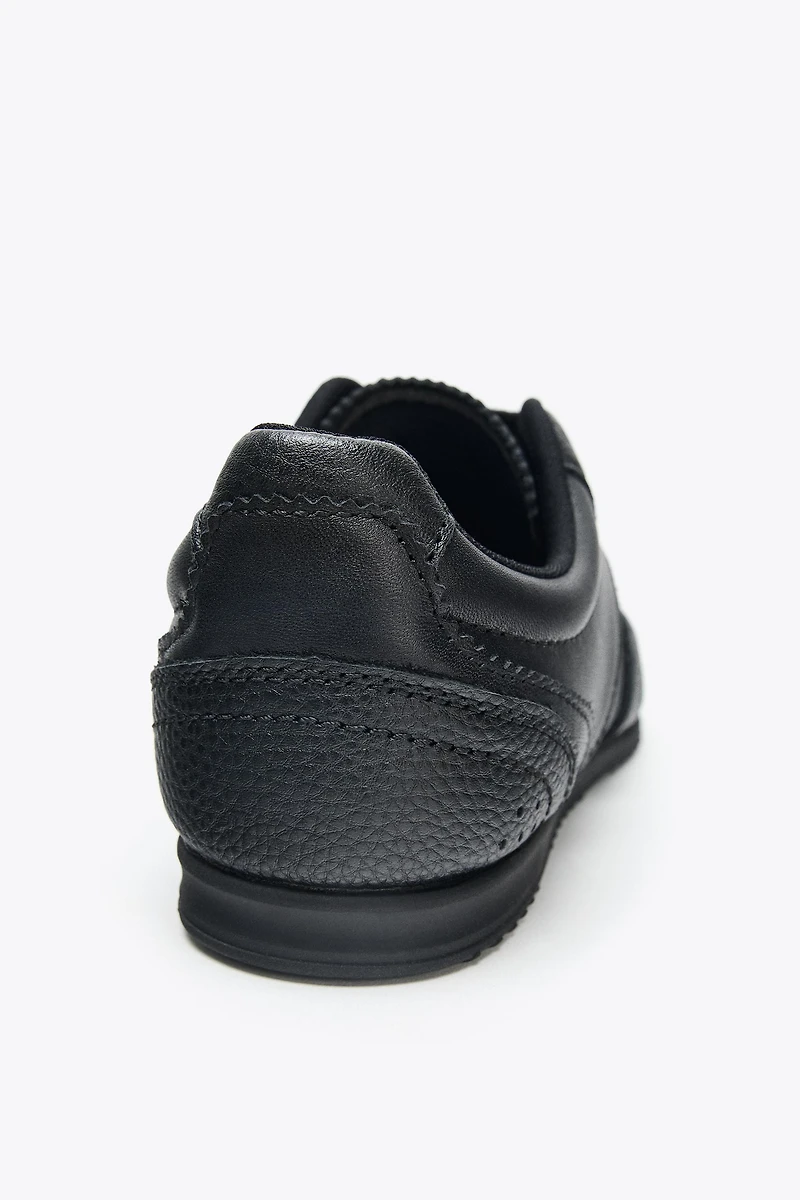 LEATHER SNEAKERS