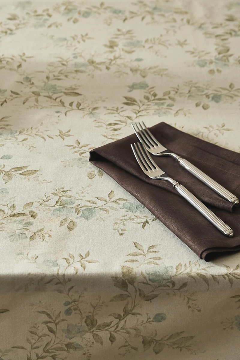 PLANT PRINT TABLECLOTH