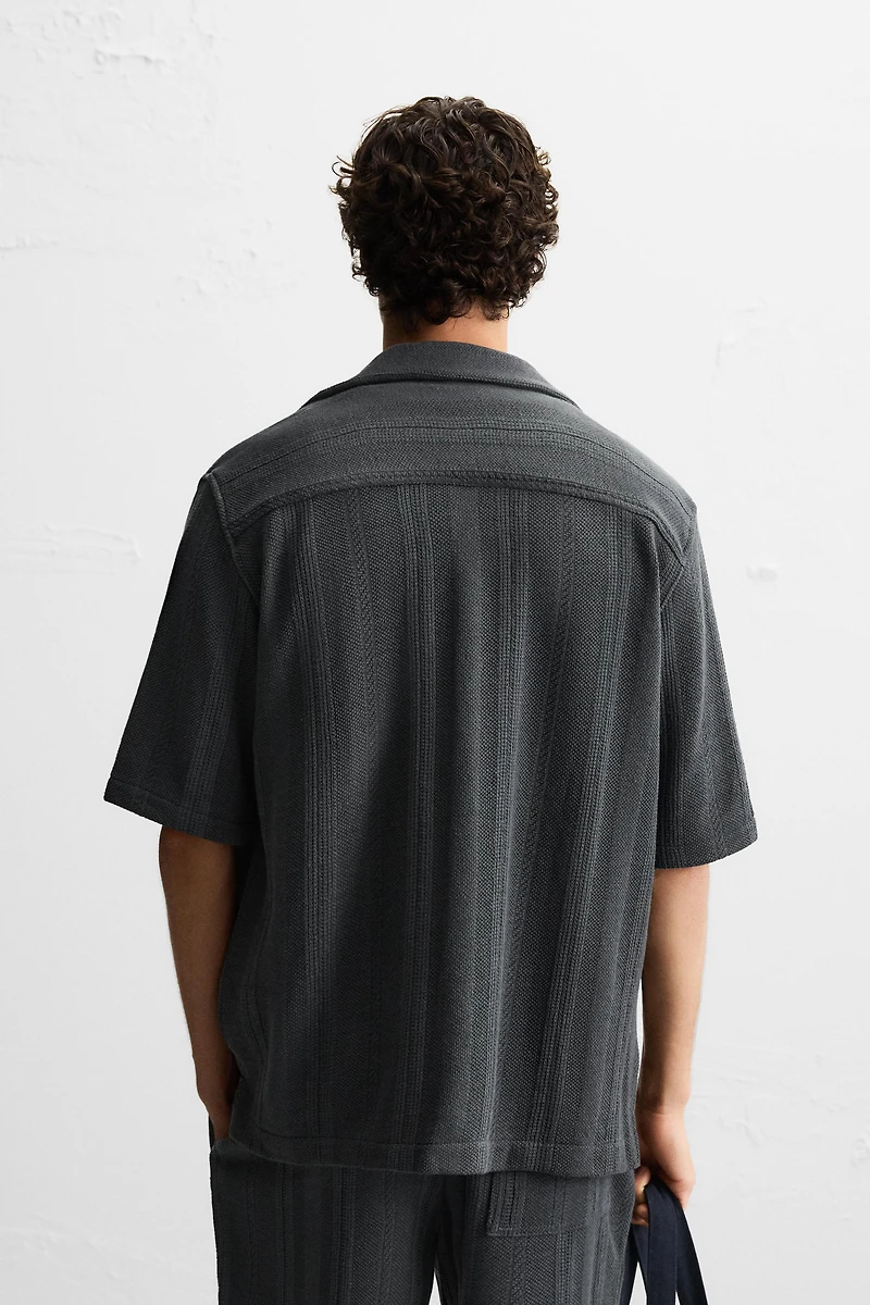 TEXTURED RELAXED FIT SHIRT
