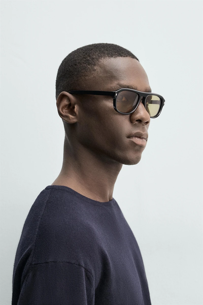 OVAL SUNGLASSES