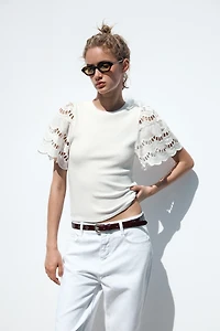 EMBROIDERED SLEEVE SHIRT