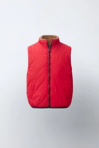 REVERSIBLE FLEECE VEST