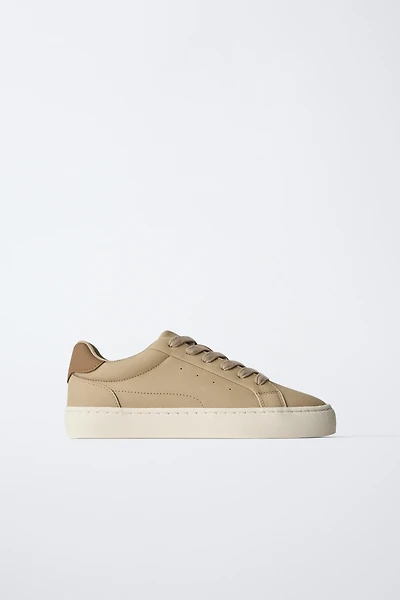 MINIMAL SNEAKERS