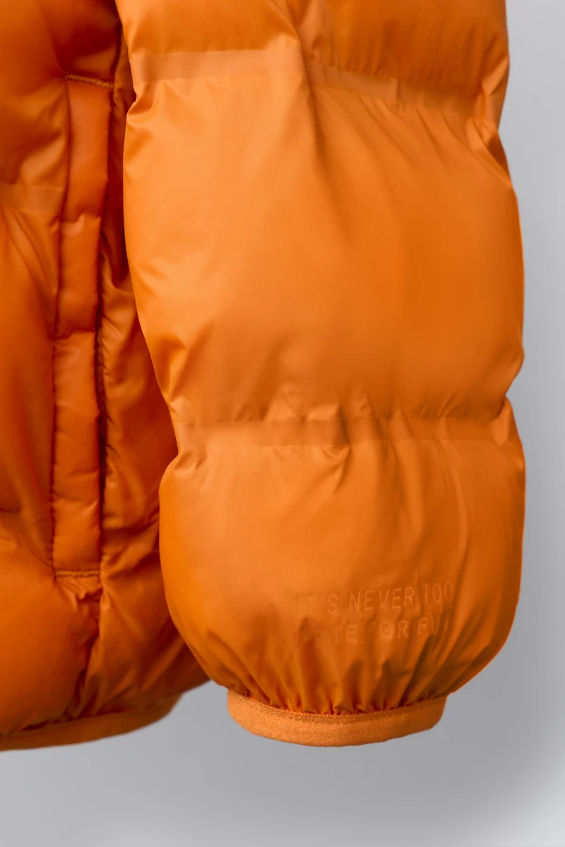 ULTRALIGHT HOODED PUFFER JACKET