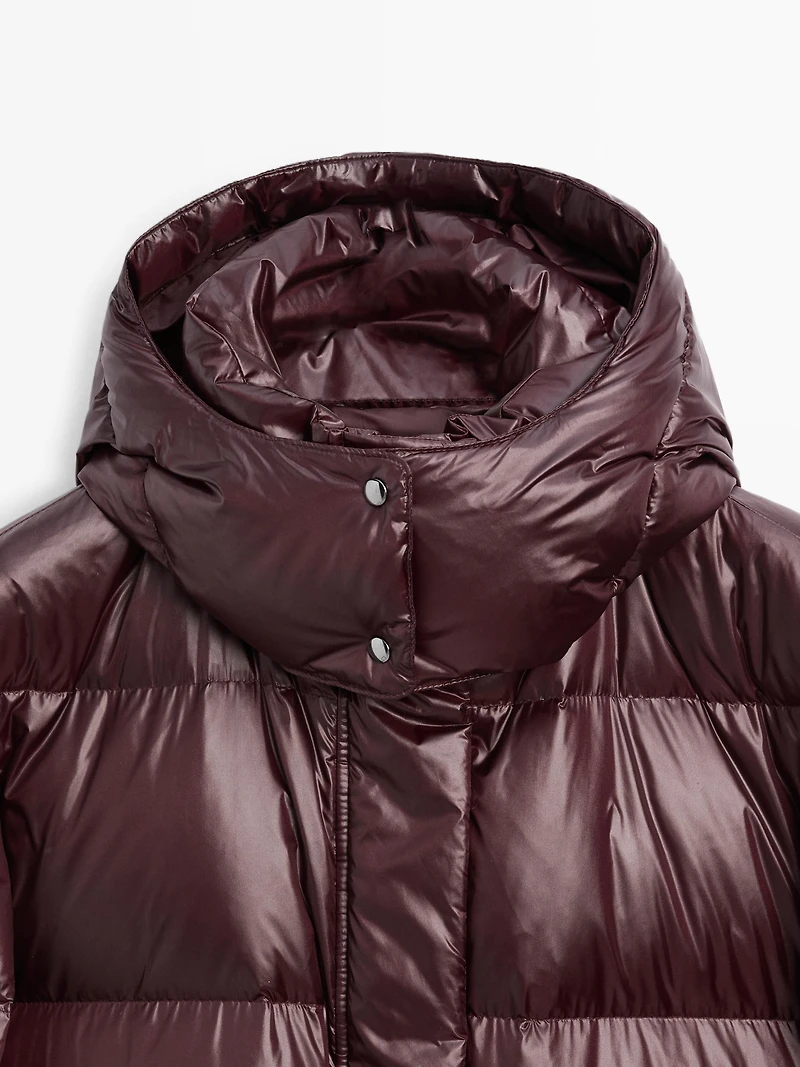 Short water-repellent puffer jacket with hood