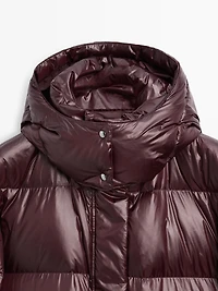 Short water-repellent puffer jacket with hood